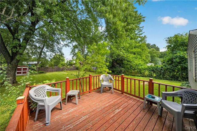 305 Hanover Avenue, Salina, NY 13088