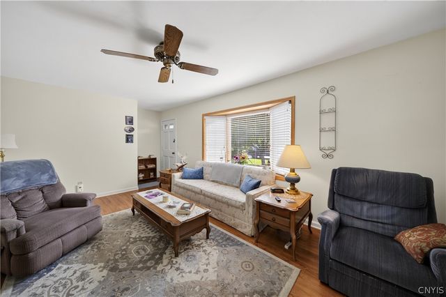 305 Hanover Avenue, Salina, NY 13088