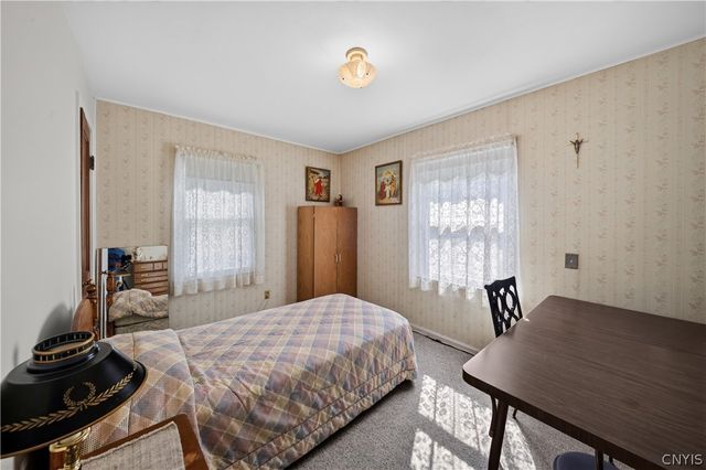 305 Hanover Avenue, Salina, NY 13088