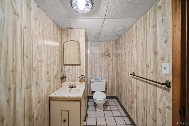 305 Hanover Avenue, Salina, NY 13088