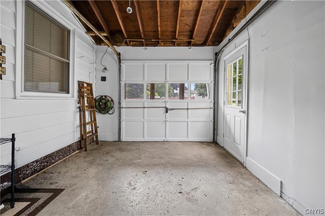 305 Hanover Avenue, Salina, NY 13088