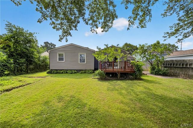 305 Hanover Avenue, Salina, NY 13088