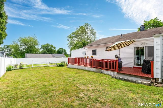 15 Muriel Drive, Stamford, CT 06907