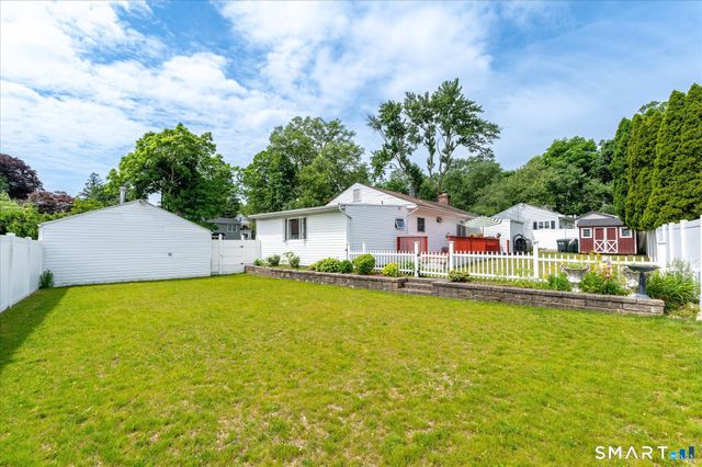 15 Muriel Drive, Stamford, CT 06907