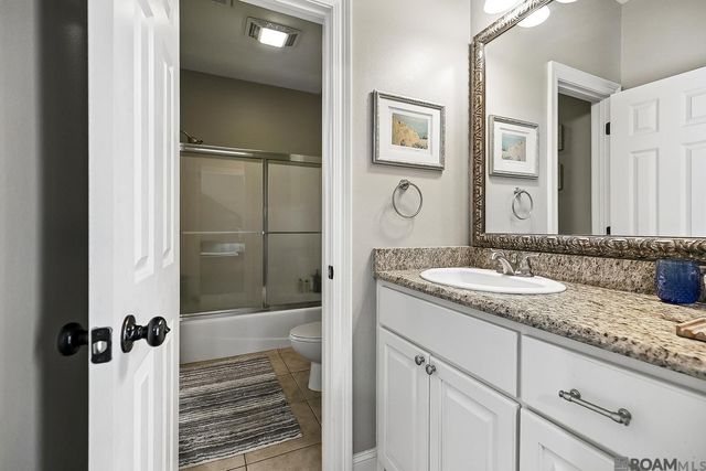 18433 Lake Harbor Ln, Prairieville, LA 70769