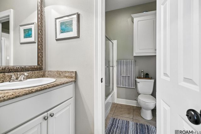 18433 Lake Harbor Ln, Prairieville, LA 70769
