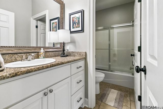 18433 Lake Harbor Ln, Prairieville, LA 70769