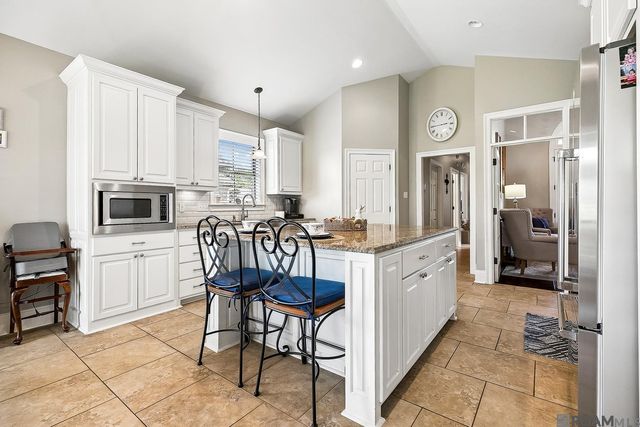 18433 Lake Harbor Ln, Prairieville, LA 70769