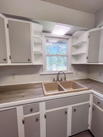 27713 Walnut Road, Urbana, MO 65767