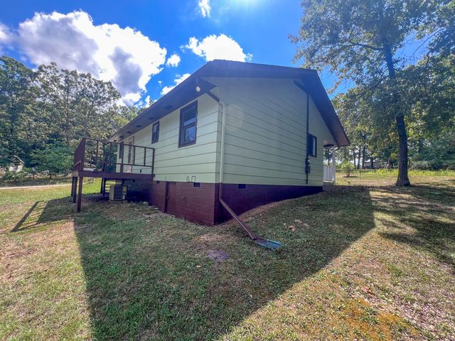 27713 Walnut Road, Urbana, MO 65767