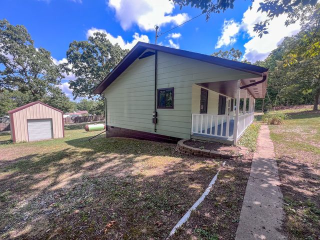 27713 Walnut Road, Urbana, MO 65767