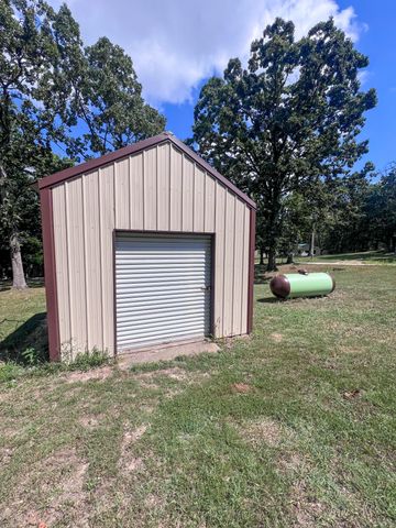 27713 Walnut Road, Urbana, MO 65767