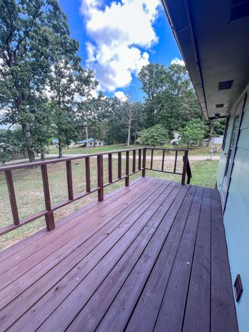 27713 Walnut Road, Urbana, MO 65767