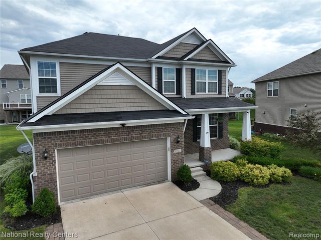 58180 Jonagold Lane, New Hudson, MI 48165