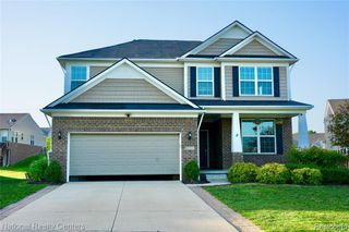 58180 Jonagold Lane, New Hudson, MI 48165