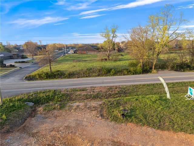 1101 W Centerton Boulevard, Centerton, AR 72719