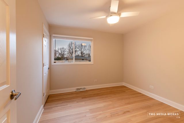 24331 Davids Court, Naperville, IL 60564