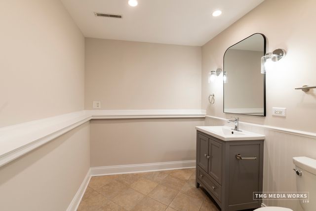 24331 Davids Court, Naperville, IL 60564