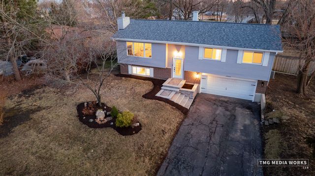 24331 Davids Court, Naperville, IL 60564