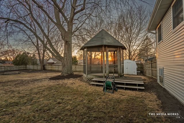 24331 Davids Court, Naperville, IL 60564