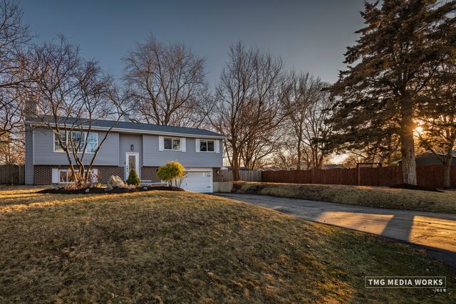 24331 Davids Court, Naperville, IL 60564