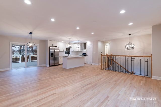 24331 Davids Court, Naperville, IL 60564