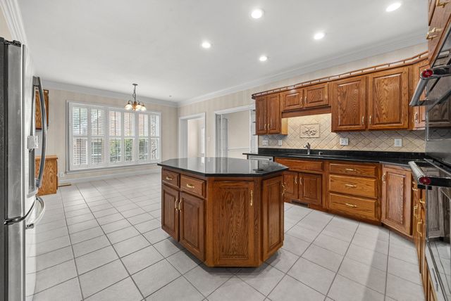 412 Treemont Dr, Clarksville, TN 37043