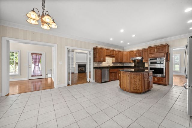 412 Treemont Dr, Clarksville, TN 37043
