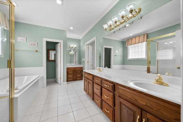 412 Treemont Dr, Clarksville, TN 37043