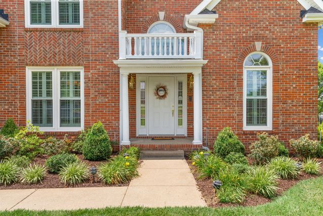 412 Treemont Dr, Clarksville, TN 37043
