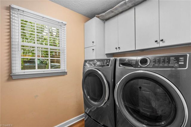 6205 Spring Park Road, Clemmons, NC 27012