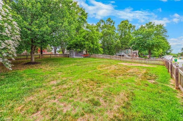 6205 Spring Park Road, Clemmons, NC 27012