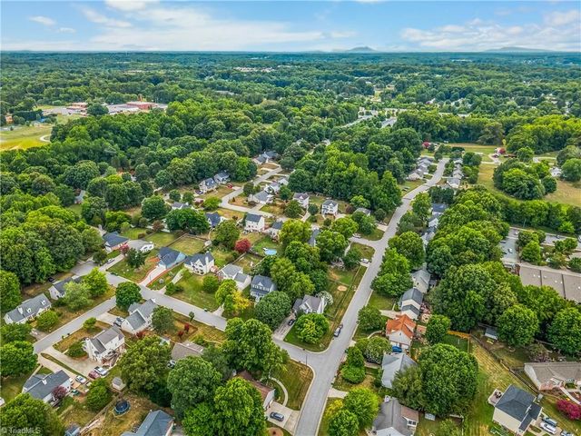 6205 Spring Park Road, Clemmons, NC 27012