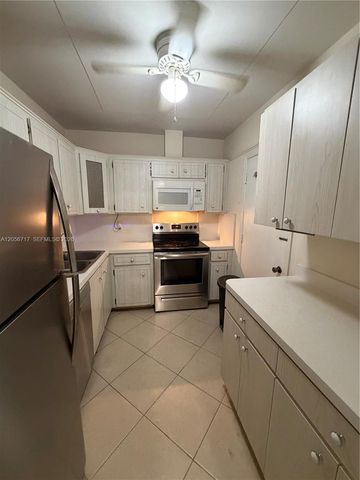 5700 NE 22nd Way 324, Fort Lauderdale, FL 33308