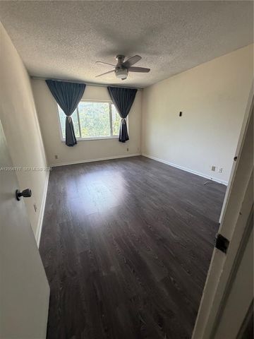 5700 NE 22nd Way 324, Fort Lauderdale, FL 33308