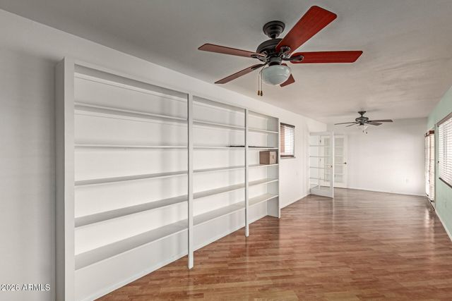 10329 W Floriade Drive, Sun City, AZ 85351