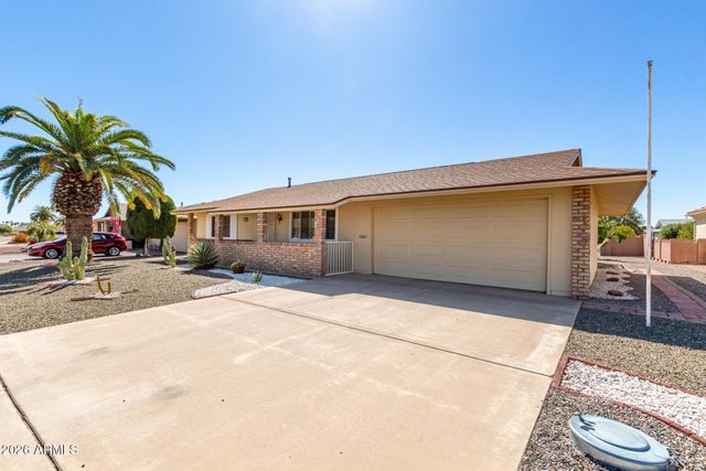 10329 W Floriade Drive, Sun City, AZ 85351