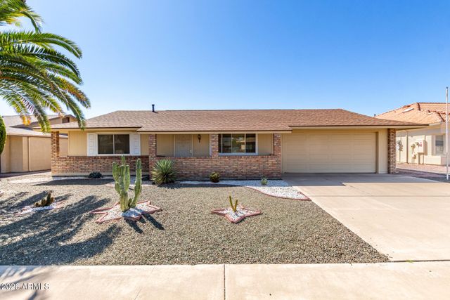 10329 W Floriade Drive, Sun City, AZ 85351