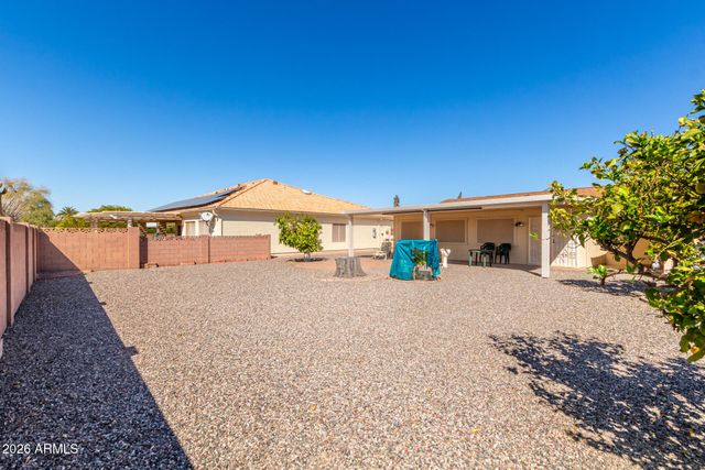 10329 W Floriade Drive, Sun City, AZ 85351