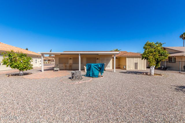 10329 W Floriade Drive, Sun City, AZ 85351