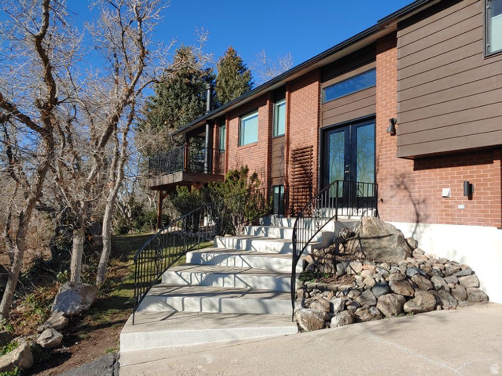 2616 E BONNEVILLE TER, Ogden, UT 84403