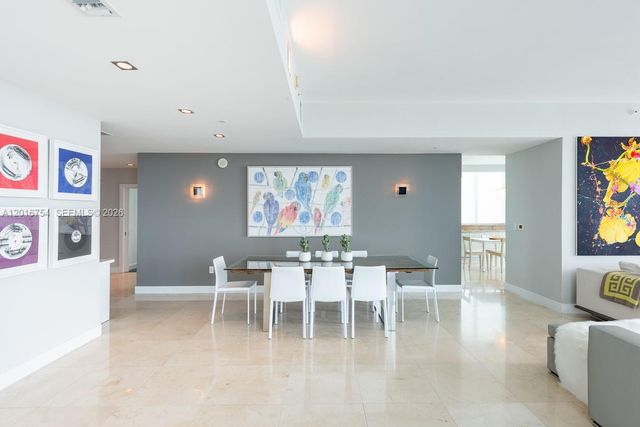50 S Pointe Dr 3302, Miami Beach, FL 33139