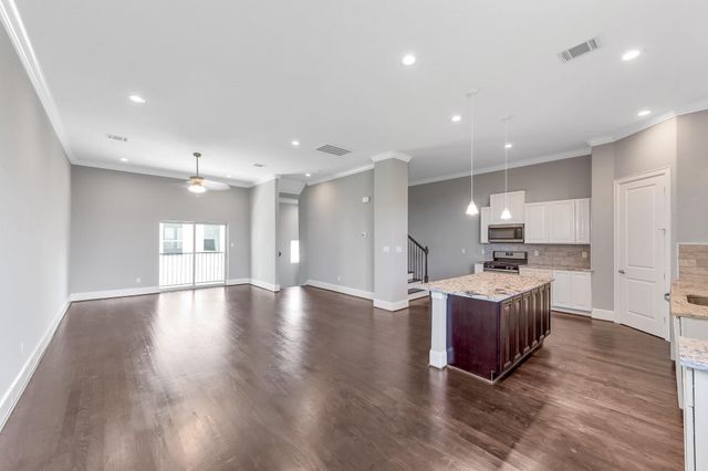4609 Nett Street B, Houston, TX 77007