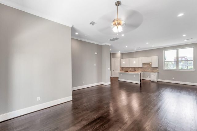 4609 Nett Street B, Houston, TX 77007