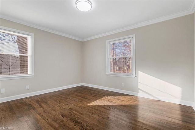 2221 Oak Hill Drive, Greensboro, NC 27408