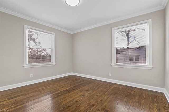 2221 Oak Hill Drive, Greensboro, NC 27408