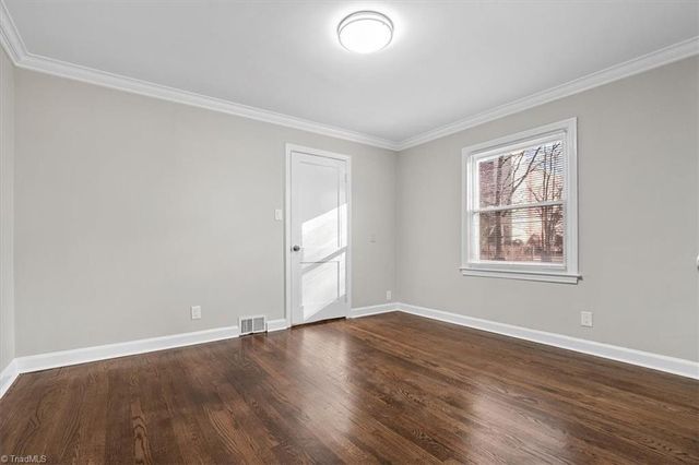 2221 Oak Hill Drive, Greensboro, NC 27408