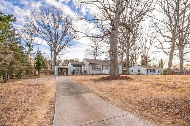 2221 Oak Hill Drive, Greensboro, NC 27408