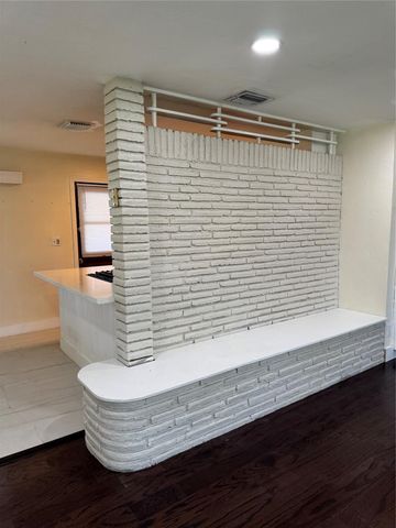 925 N 32nd Avenue, Hollywood, FL 33021