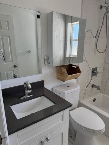 925 N 32nd Avenue, Hollywood, FL 33021